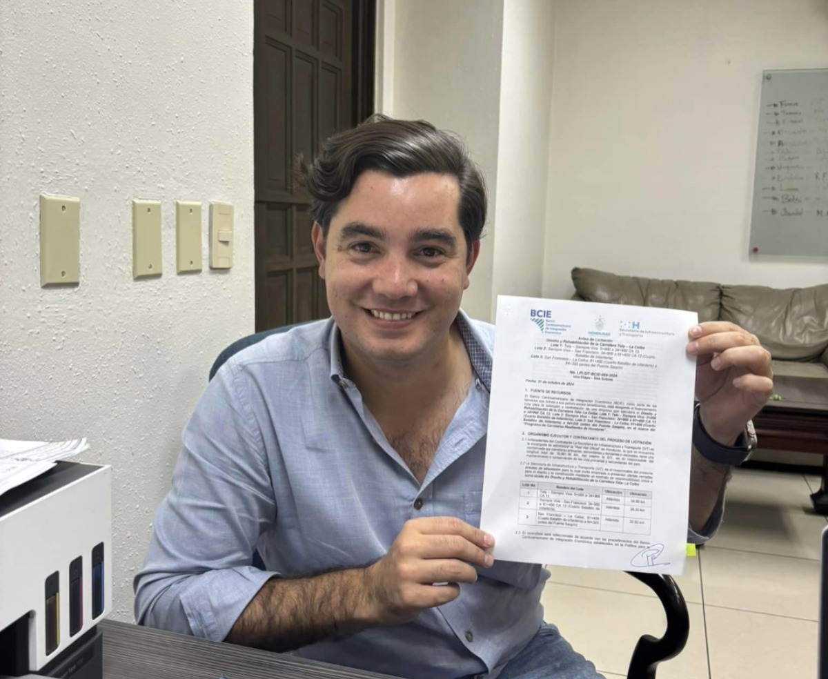 Secretario de la SIT, Octavio Pineda anuncia la licitación final para la construcción del Corredor...